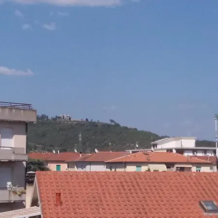 L'appartamento Delle Vacanze Apartment *