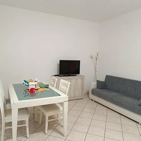L'appartamento Delle Vacanze Apartment *